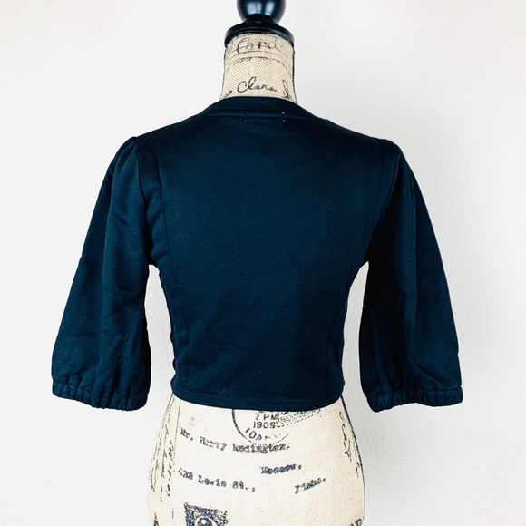 ❤️ Lovers + Friends Black Crop Sweatshirt (Medium) - Picture 6 of 8